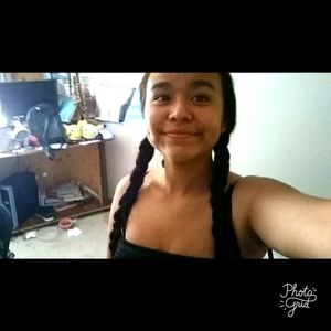 Meet your Posher, Carissa